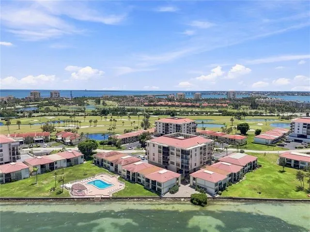 Waterfront condo community in St. Petersburg, FL near our air duct cleaning service area