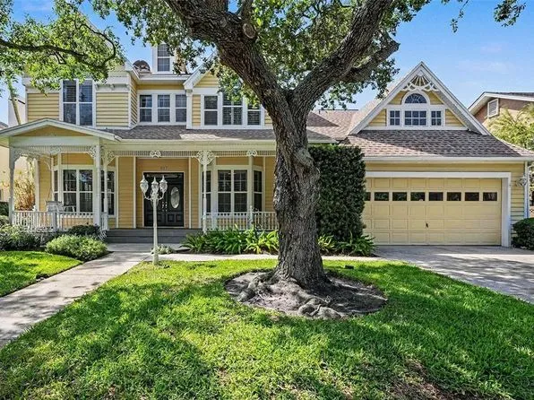 Historic Old Northeast-style home in St. Petersburg, FL